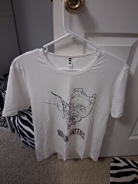 Women's cat graphic t-shirt